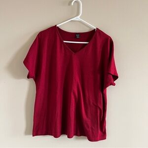 Elegant Red V-Neck Short Sleeve Tee